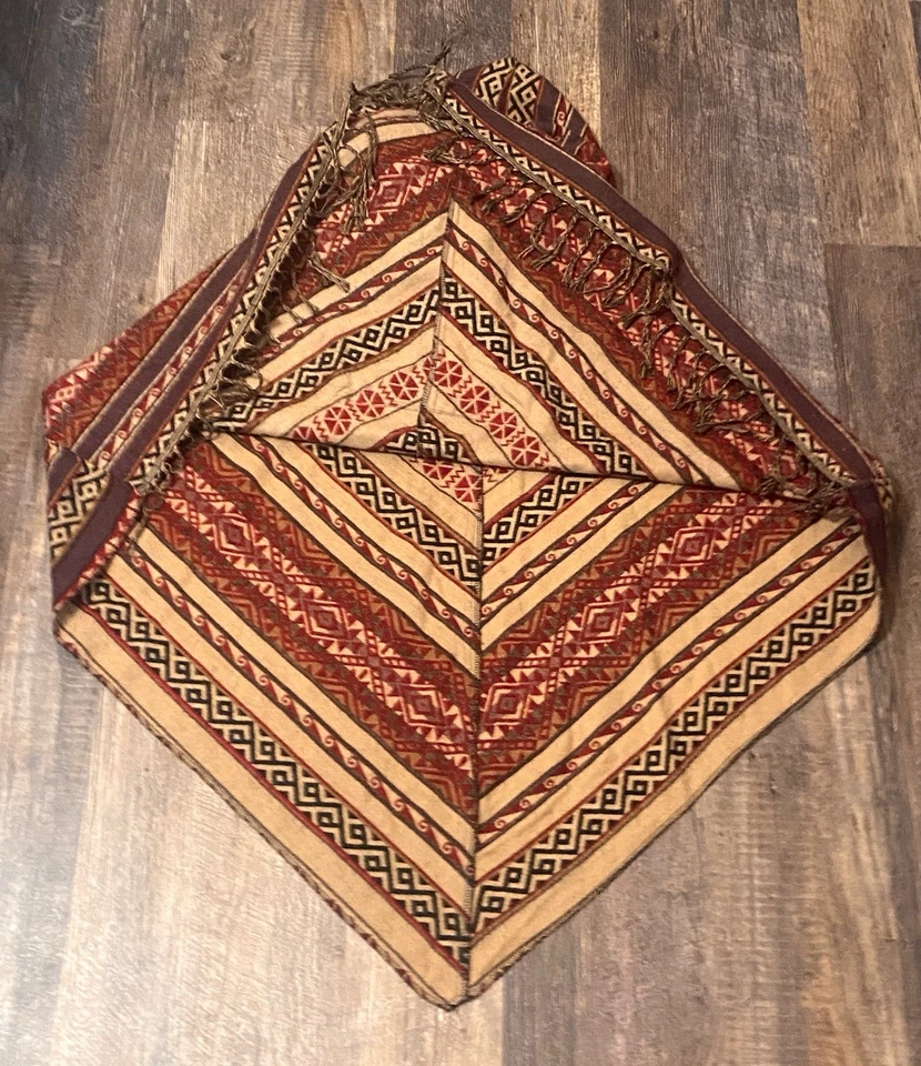 Poncho pulôver de lã com capuz nepalês boho asteca tribal franja xale - Imagem 3 de 4