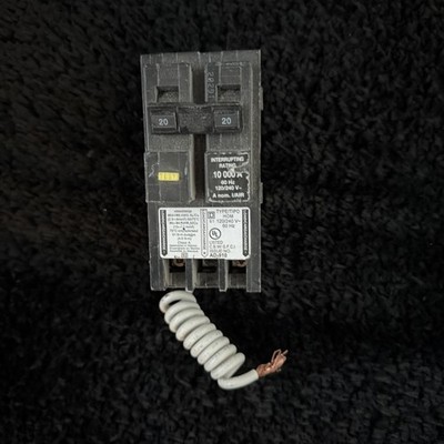 NOB lot of 8 Square D HOM220GFI Homeline 20 Amp 2 Pole GFCI Circuit Breaker 