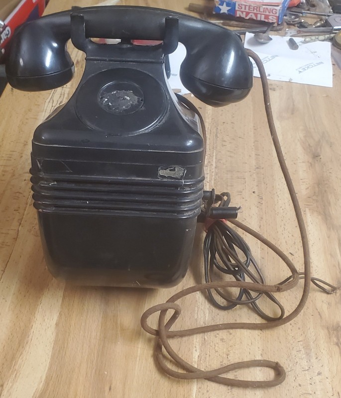 1930s Leich Bakelite Electric Beehive Crank Magneto WallMount Telephone (Broken)
