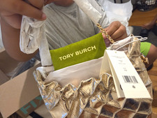 Tory Burch Fleming Mini Hobo Metallic Gold Qu...