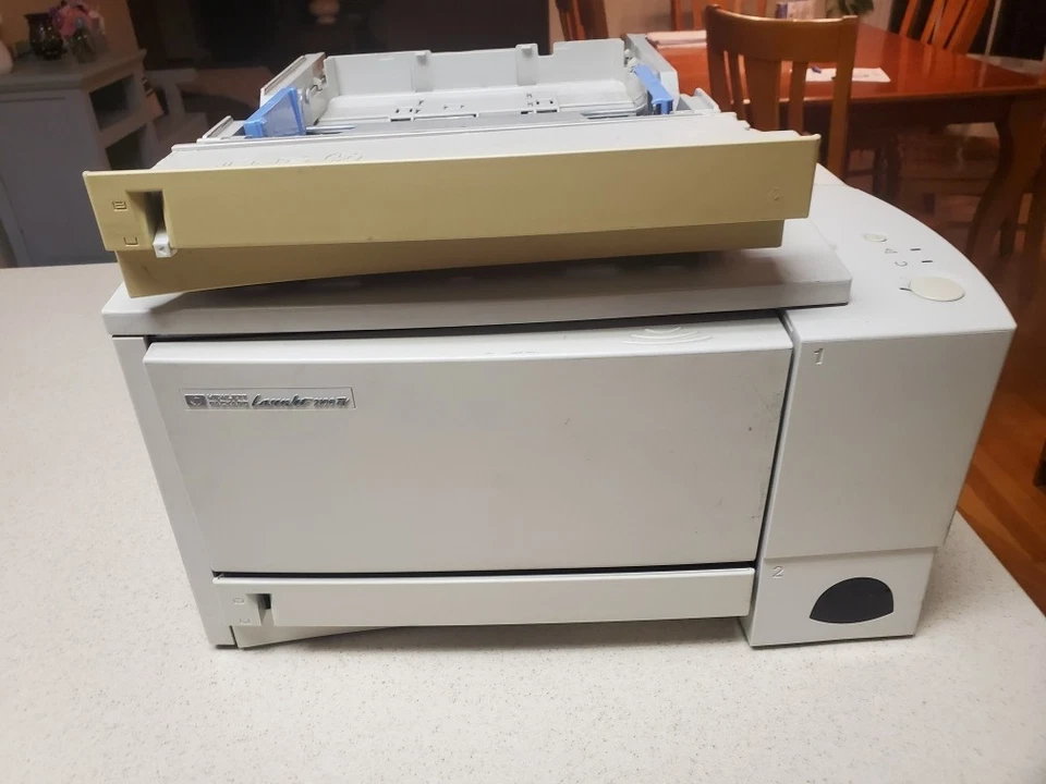 HP LASERJET 2100N C4170A  PRINTER  For Parts +1 additional tray - Image 3 of 4