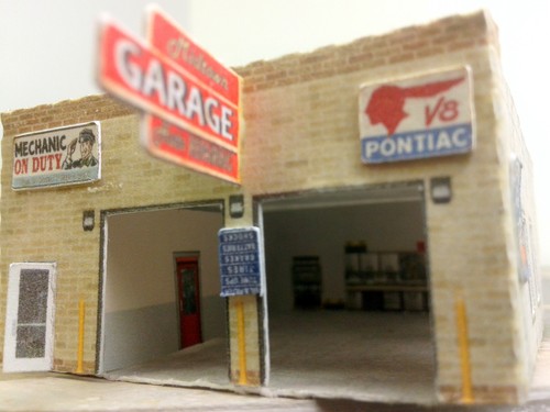 Z Scale Building - "Midtown Garage" Cardstock Kit (Paper Kit) - Bild 3 von 10