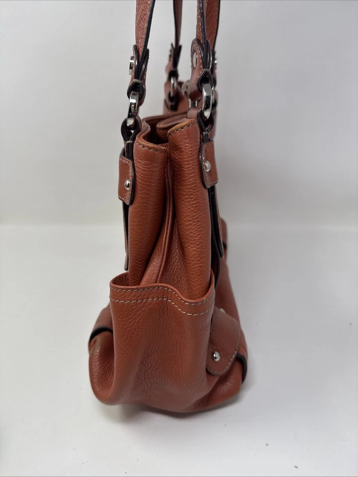 Tignanello 女式 Burnt 橙色完美镶嵌购物包单肩包 M 码  — 第 4/4 张图片