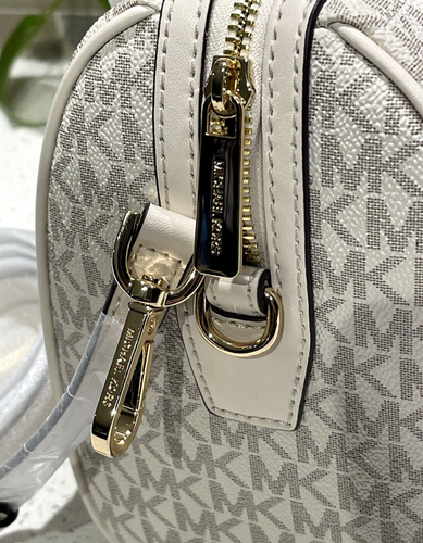 MICHAEL KORS TRAVEL MEDIUM DUFFLE SATCHEL BAG SHOULDER MK CREAM LOGO SIGNATURE - Picture 9 of 14