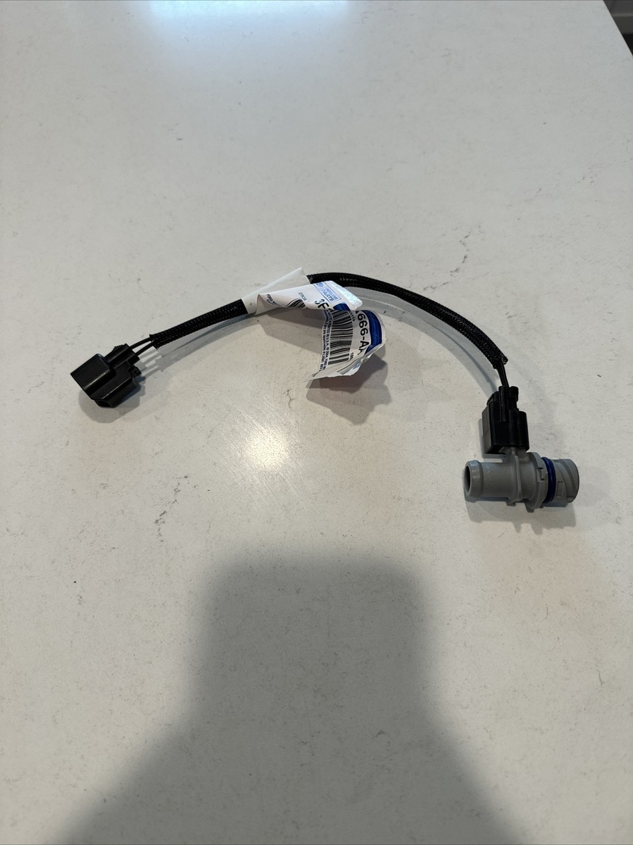New Ford 3F2Z-6A666-AA PCV Valve 2002-2010 Explorer 4.0L 04-08