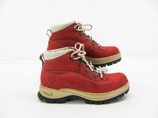 nike women's hiking boots