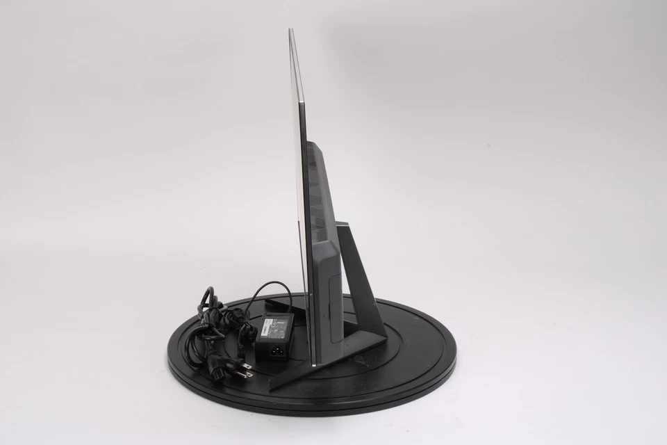 Computadora MSI 23.8" AIO Computer Pro 24X 7M-023US Intel 4415U 4GB Ram 500GB HDD Foto 2 de 4