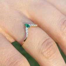 1Ct Pear Cut Lab-Created Green Emerald Wedding Band Ring 14K Yellow Gold Plated
