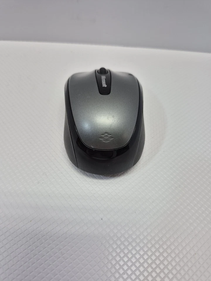 Microsoft Wireless Mobile Mouse 3500 Model 1427 Silver with Nano Receiver - Image 2 of 4