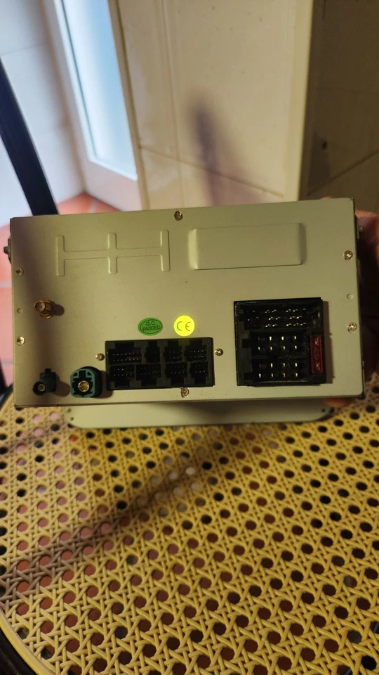 Autoradio 2 DIN stile OEM per Volkswagen – Navigatore • Bluetooth • DVD - Immagine 2 di 4