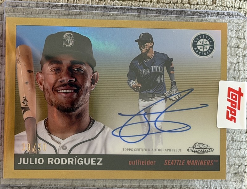 2025 Topps Chrome Platinum Julio Rodriguez Seattle-GOLD AUTO REFRACTOR /50 