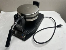 Waring Pro WWM200PC Professional Belgian Waffle Maker without Drip Tray