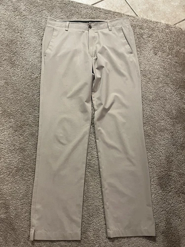 Under Armour Men’s Flat Front Golf Pants - Khaki - 36 x 34 - EUC