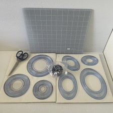 Creative Memories Custom Cutting System Mat, Ovals  Circle Templates Scissors