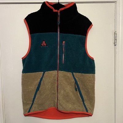 Nike ACG Big Logo Sherpa Vest, Size Medium AT5498-011
