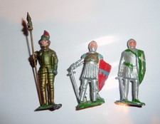 Britains Knights Lead Soldiers Medieval Armor Lot England Vintage Figures