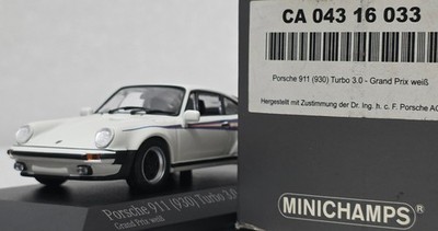 Porsche 911 (930) Turbo 3.0 Grand Prix White 1:43 Minichamps CA