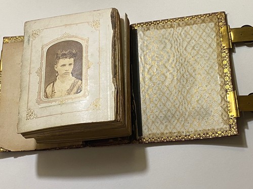 ANTIQUE MID 1800'S PHOTO ALBUM LEATHER BRASS GOLD EMBOSSED 45 PHOTOS OBERLIN OH - Picture 12 of 14