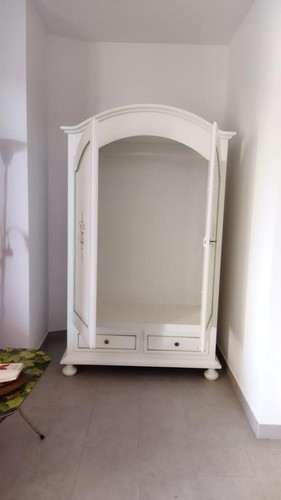 ARMADIO ANTE BATTENTI SHABBY BIANCO DECORATO ARTE POVERA CLASSICO 2 ANTE 2 CASS. - Photo 3 sur 5