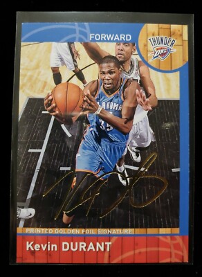 2013-14 KEVIN DURANT Panini China #49 Gold Foil Facsimile Auto 