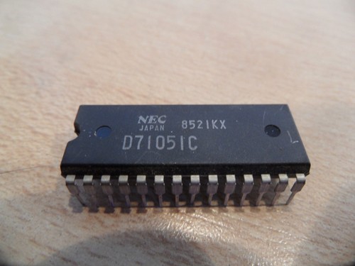 Circuito Integrado D71051C UPD71051C Nuevo, 1 Pieza En Formato DIP28 - Perfecto Para Reparaciones O Proyectos Electrónicos