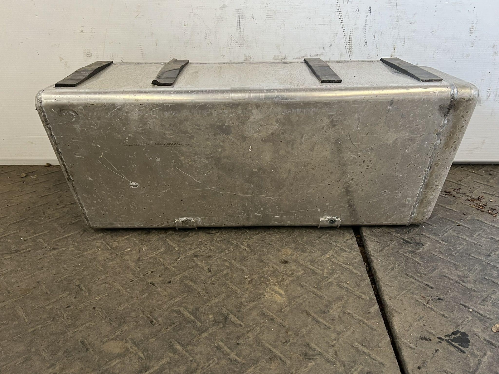 2004 MASERATI COUPE GT 4.2 FUEL GAS TANK RESERVOIR 23.2 GALLON