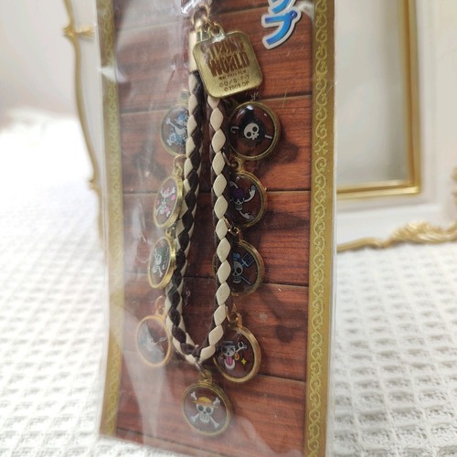 One Piece Film Strong World Mobile Strap Leather Metal plate Charm Strap 2009 - Picture 6 of 14