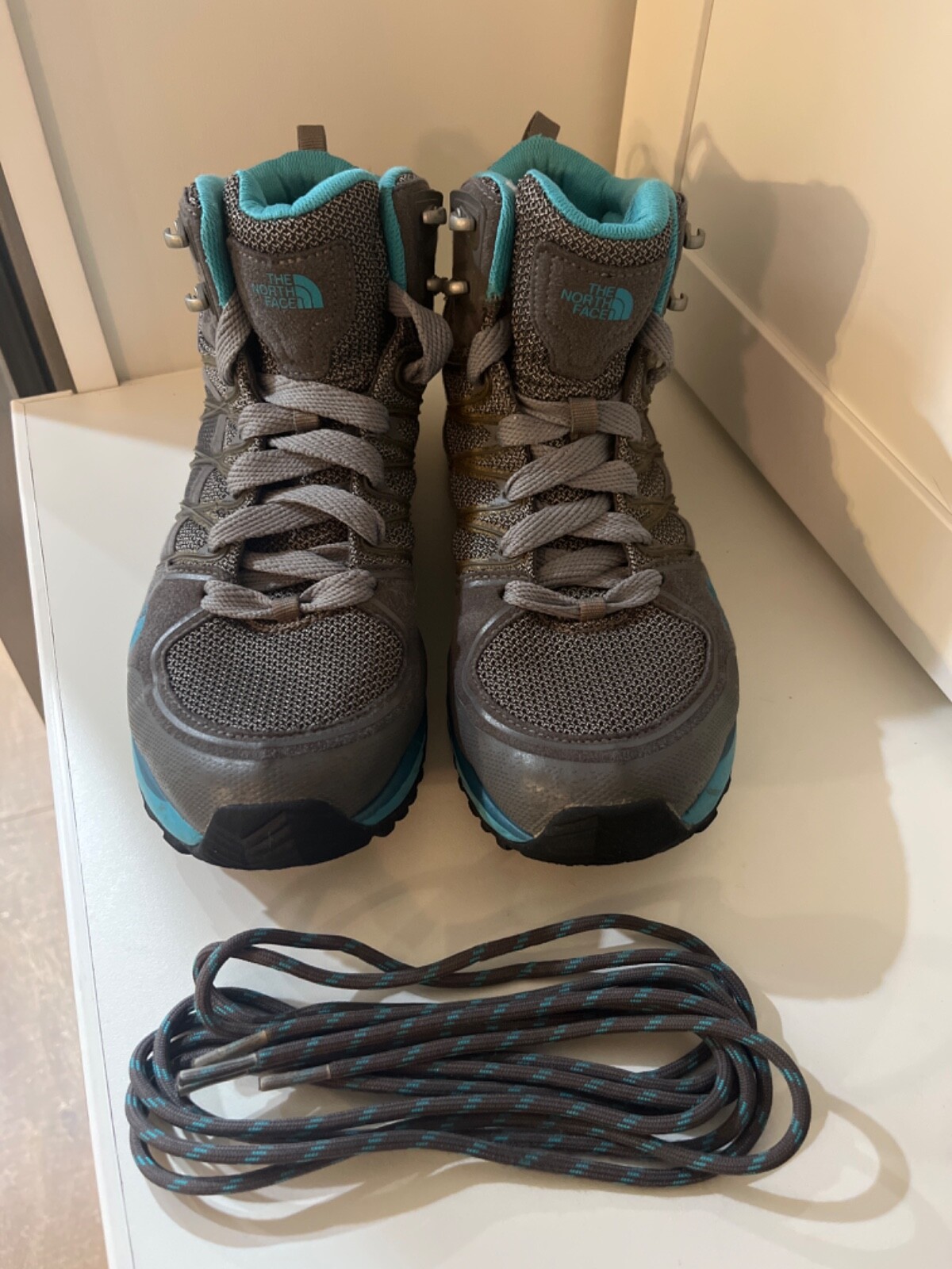 North Face hiking boots Women's Size 8 