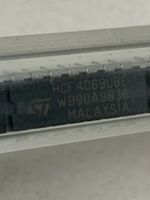 NOS 44PCS HCF4069UBE ST MICRO/SGS Inverter 6-Element CMOS 14-Pin PDIP L3-3 