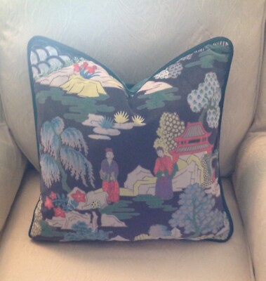 Omega Prints Japanese Garden Dayglow Samt Kissenbezug.