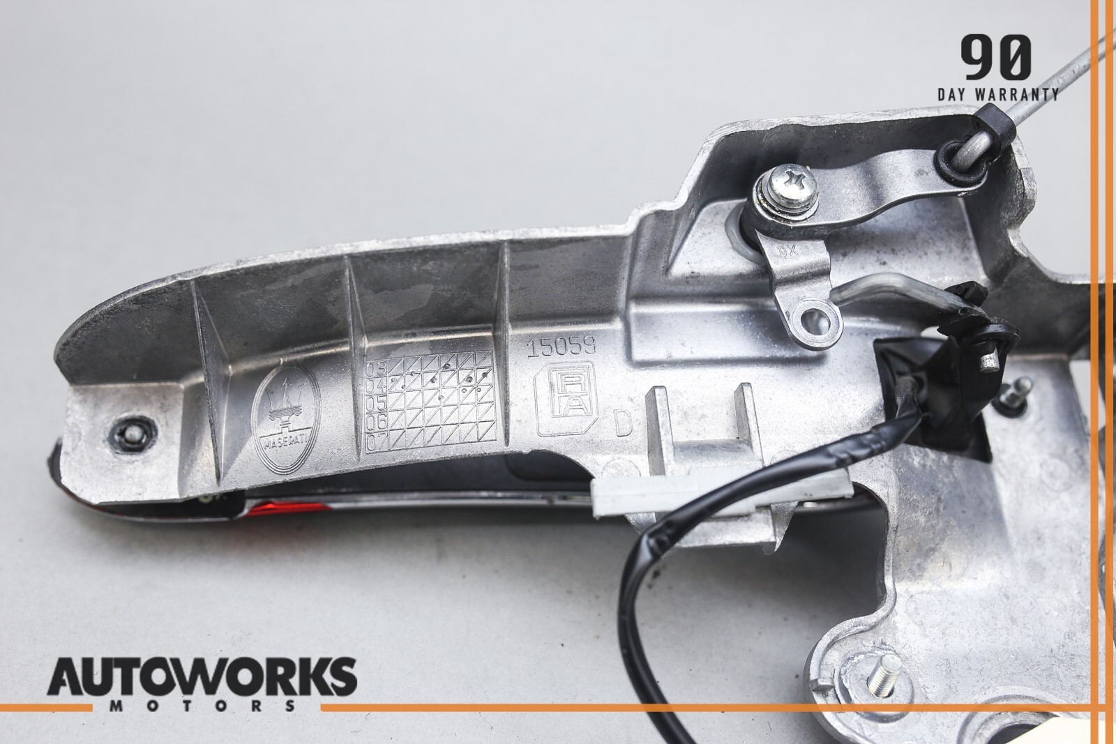 03-13 Maserati Quattroporte M139 Front Right Side Exterior Door Handle OEM