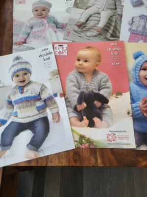 King Cole Babymuster WIEDERVERKAUF 10 zufällig in Doppelstrick/4fädig £1,50 pro Muster