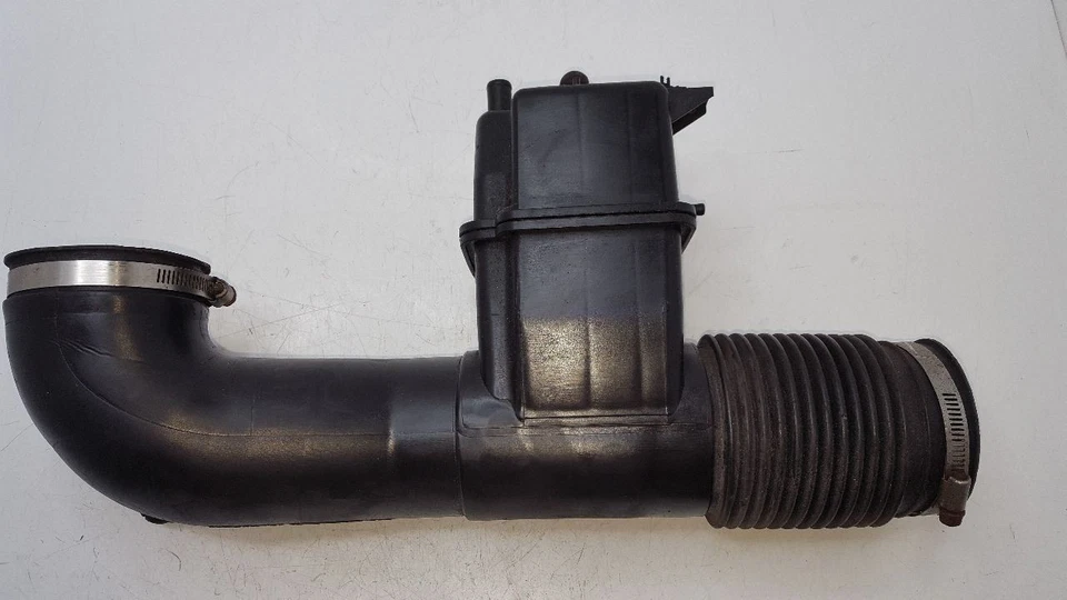 Tubo de manguera de admisión de aire 2002 2003 2004 2005 Toyota Tundra Sequoia 4,7 litros Foto 4 de 4