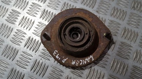 Domlager Federbeinlager Stützlager - Vorne Rechts  Mitsubishi L DE541630-22