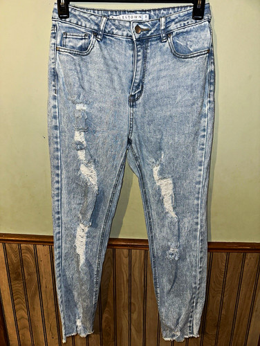 Tinseltown Juniors Ankle Light Wash Distressed Blue Denim Jeans 5-Pocket