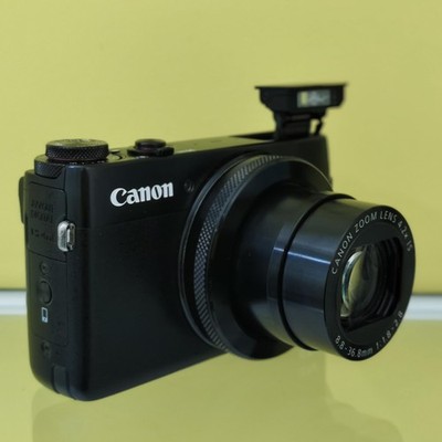 Canon PowerShot G7 X 20.2MP 4.2X Optical Zoom Black Compact