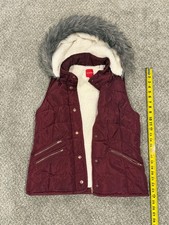 Guess Women  s Hailey Padded Red Hooded Puffer Vest Faux Fur Hood Size S