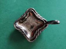 Altes WMF  Bienenkorbmarke Teesieb mit Abtropfschale eckig Silber Alt