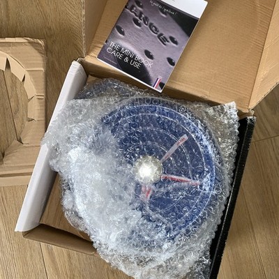 NEU Staub 22cm runde Gusseisen Cocotte dunkelblau Made in FRANCE 2,6 Liter Sale