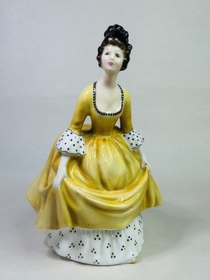 Vintage Royal Doulton Coralie HN2307 um 1963 Bone China Lady Figur