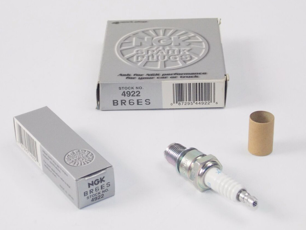 QTY 3  NGK BR6ES Standard Spark Plugs - Powersports Engine 4922