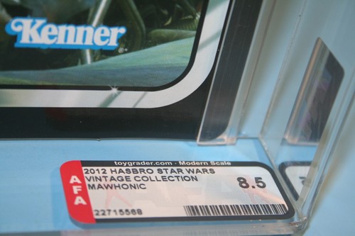 STAR WARS 2012 GRADO AFA COMO NUEVA EN TARJETA TVC FIGURA MAWHONIC ARMA - Imagen 9 de 11