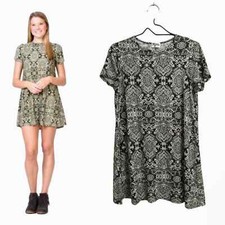 Show Me Your Mumu Green Em Mini Dress T-shirt Type Short Sleeves Loose Fit S
