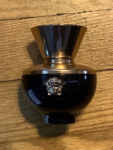 Versace Dylan Blue Edt 50ml/1.7 Oz Spray New Without Box - Picture 2 of 3