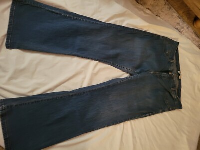 Womens Perfectly Shaping Bootcut 512 Levis Size 22 M
