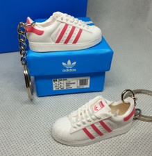 ADIDAS SUPERSTARS PINK 3D MINI TRAINER / SNEAKER KEYRINGS GIFT BOXED - FAST UK