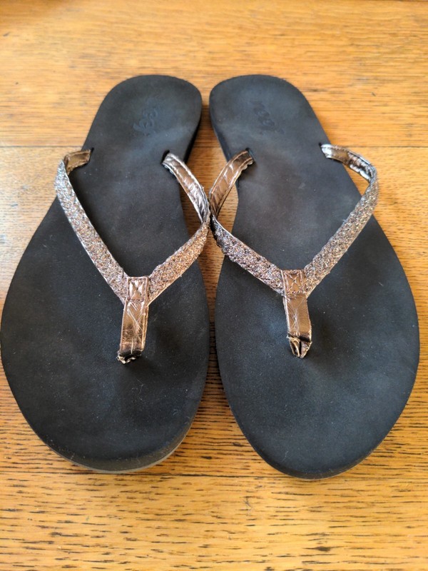 Reef Women's 10 Cushion Stargazer Sparkle Bronze Flip Flops Sandals Brown 