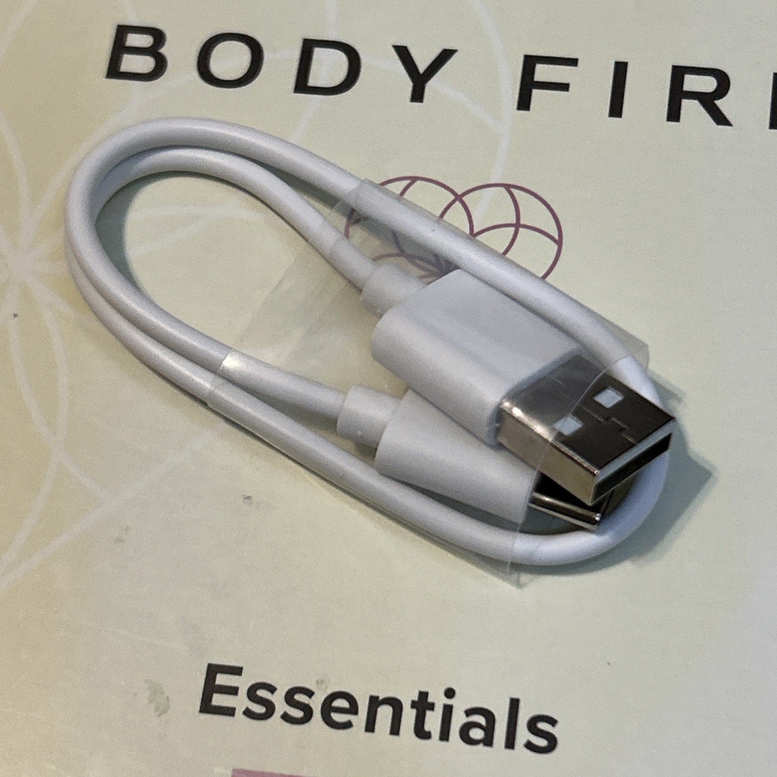 Body Firm Essentials Skin Revitalizing Tool LED Light Heat Therapy Vibration thumbnail 9