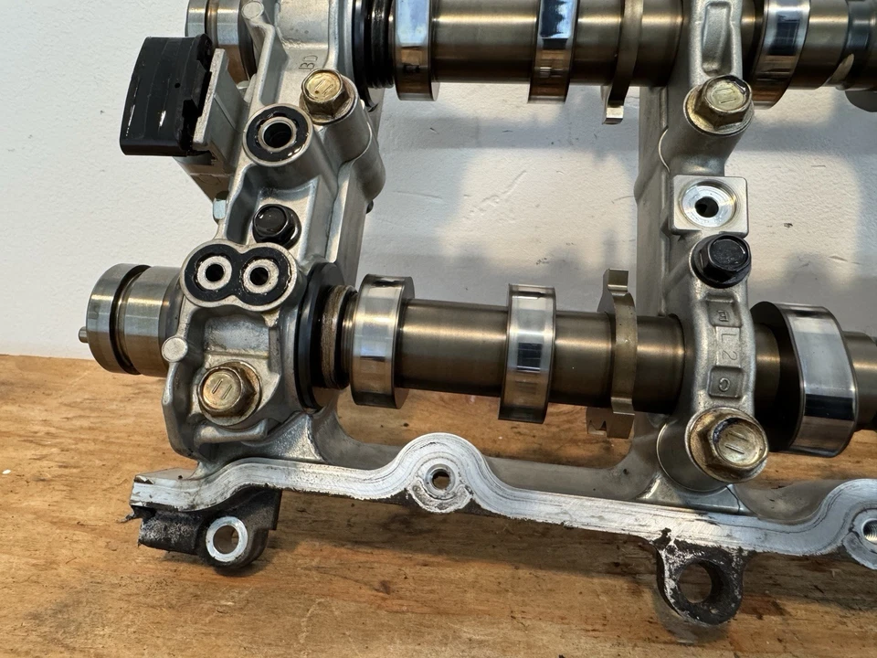 2007–2009 Lexus LS460 Driver Left Engine Cylinder Head Cam Shaft OEM - Image 4 of 4