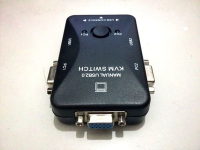 USB 2.0   VIDEO VGA KVM Switch Switchbox for Control 2 Computers PC 2-Port *lh